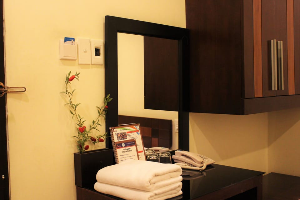 Standard Double Room | Room amenity