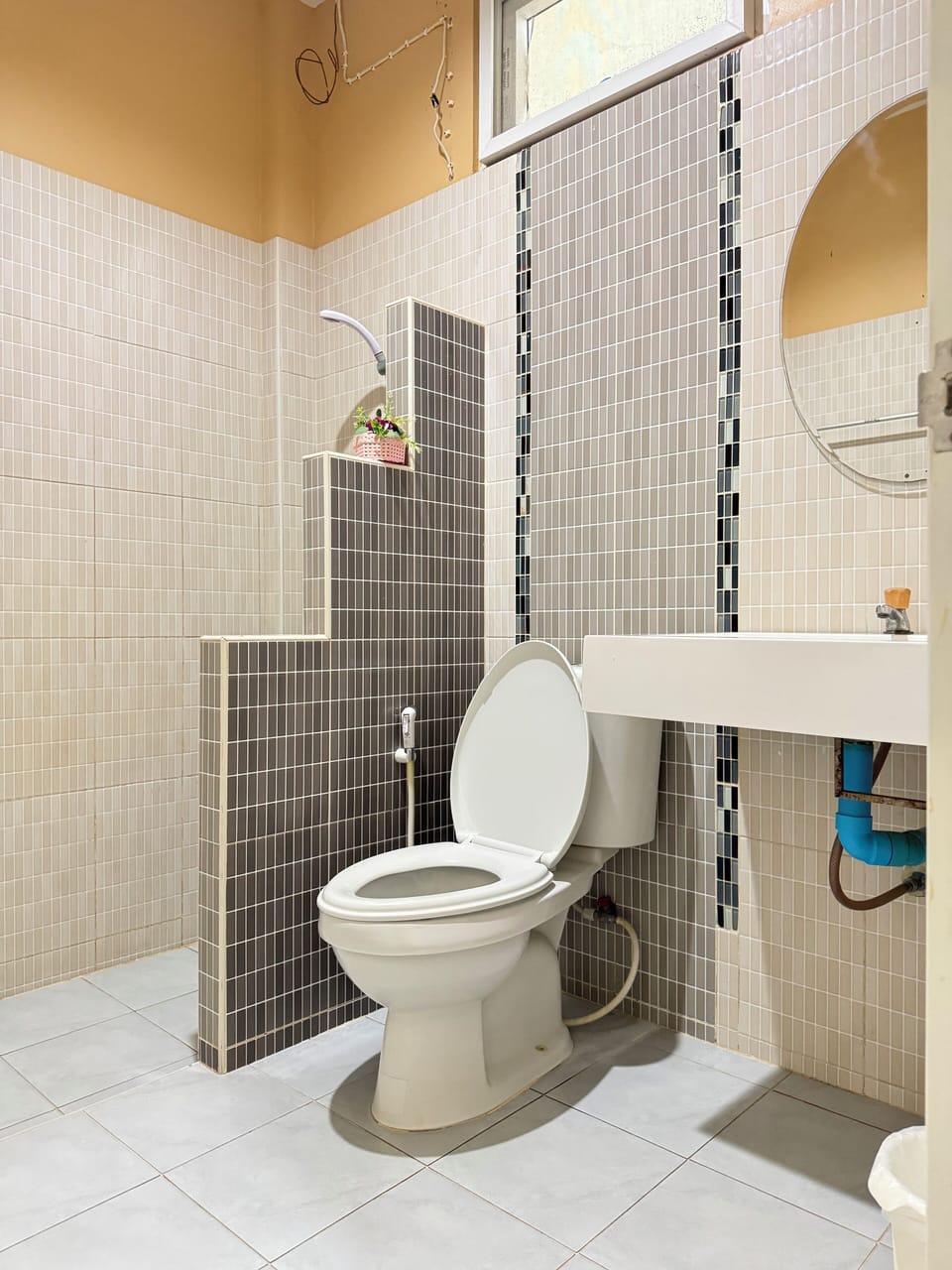 House for 5 Person | Bathroom | Shower, towels