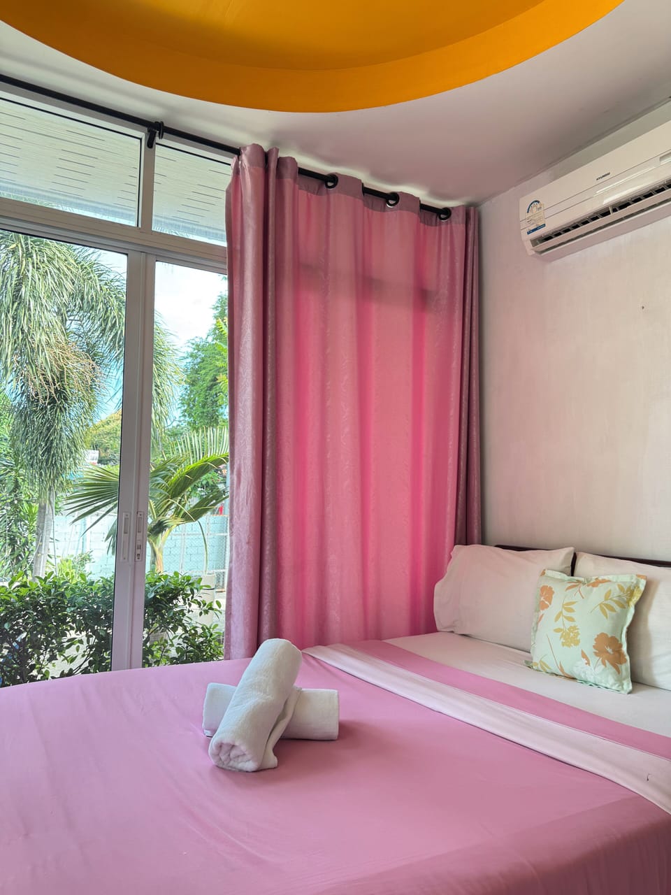 House for 4 Person | WiFi (free), bed sheets