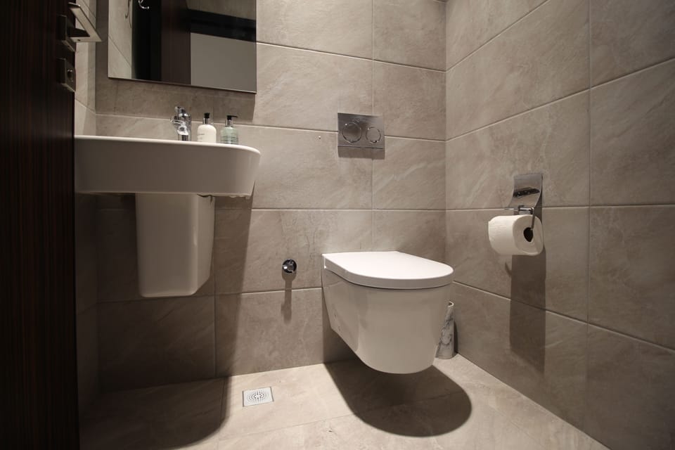 Free toiletries, towels