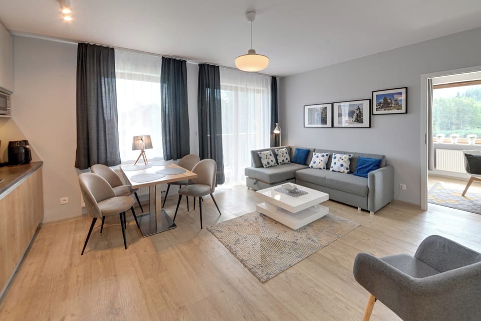 Apartment, Mountain View | Living room