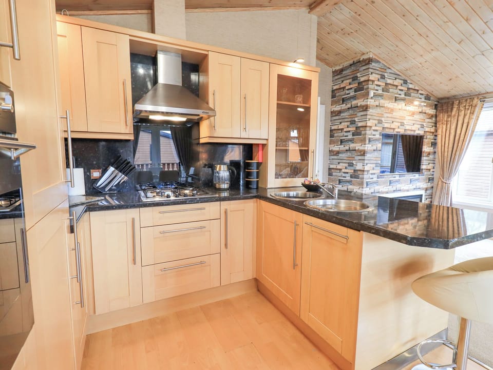 Fridge, dishwasher, electric kettle, toaster