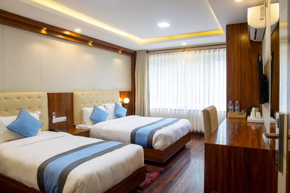 Superior Twin Room | Iron/ironing board, free WiFi
