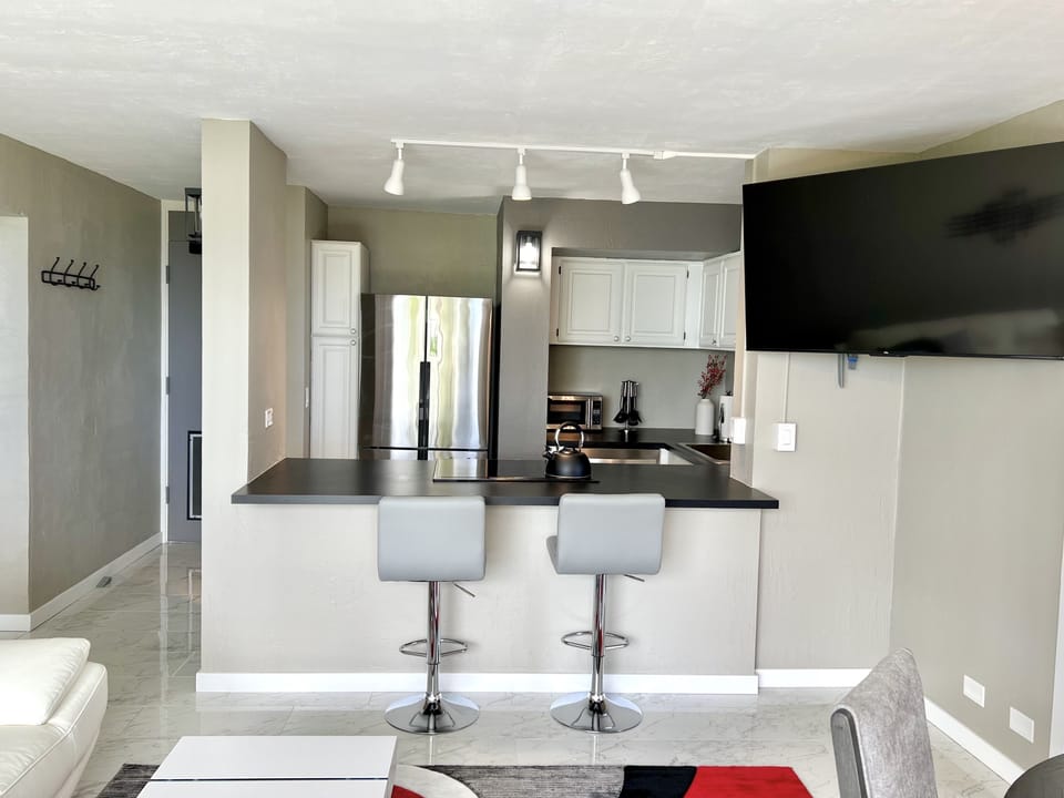 Condo | In-room dining