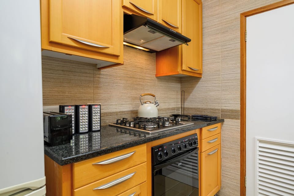 Classic Villa, 4 Bedrooms, Patio | Private kitchen | Highchair