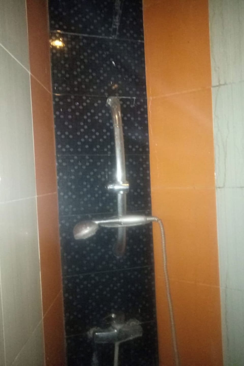 Deluxe Double Room | Bathroom | Shower, towels, soap