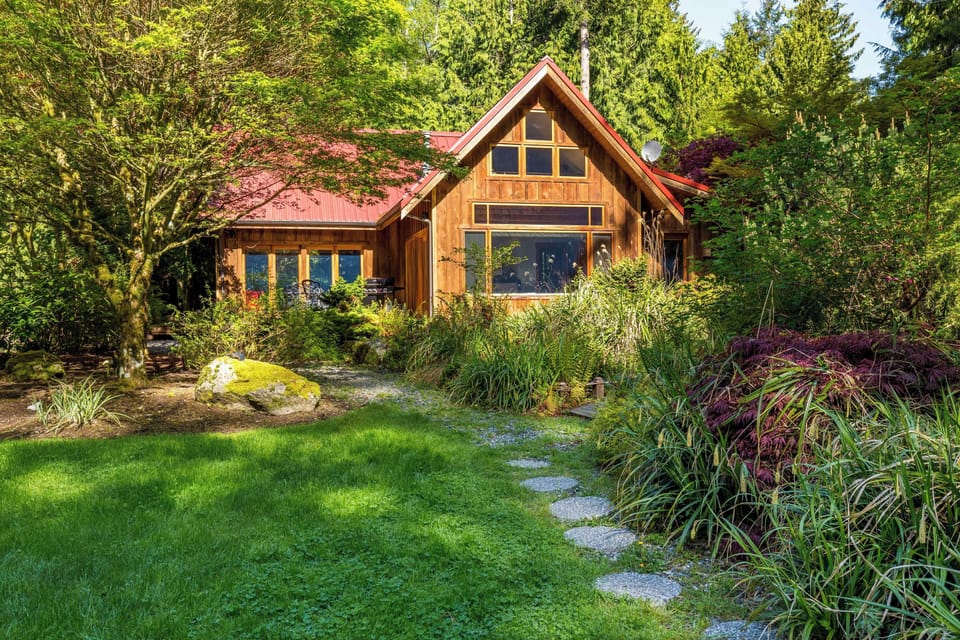 House (1 Bedroom) | Front of property