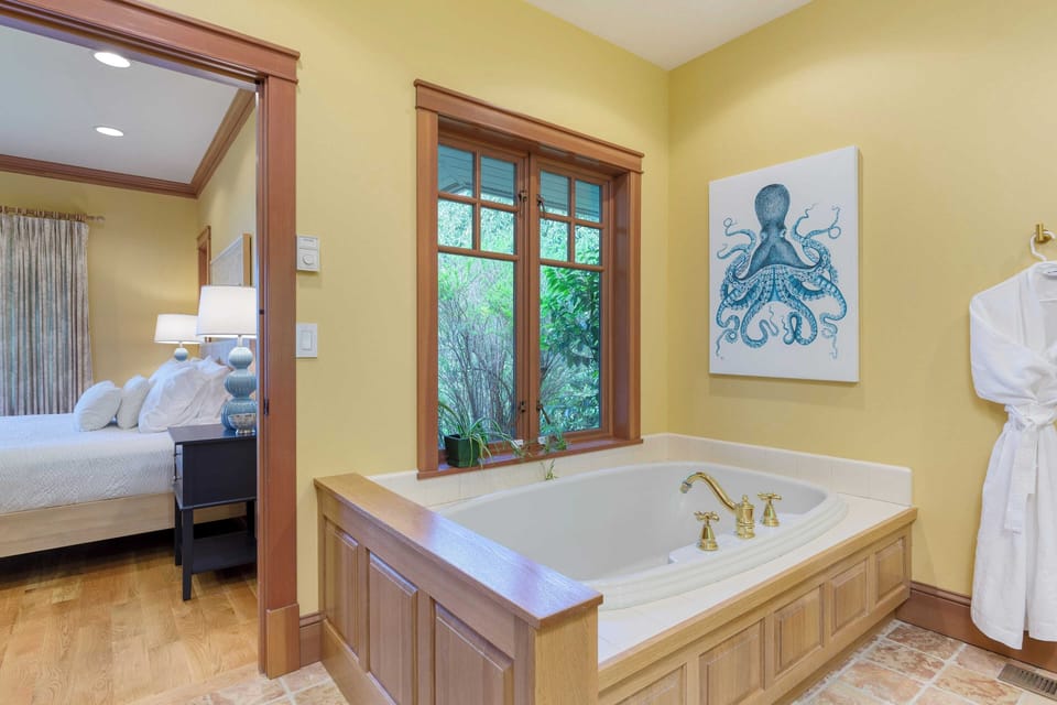 Goldilocks by Avantstay Luxury Waterfront Home Cottage in Greenbank