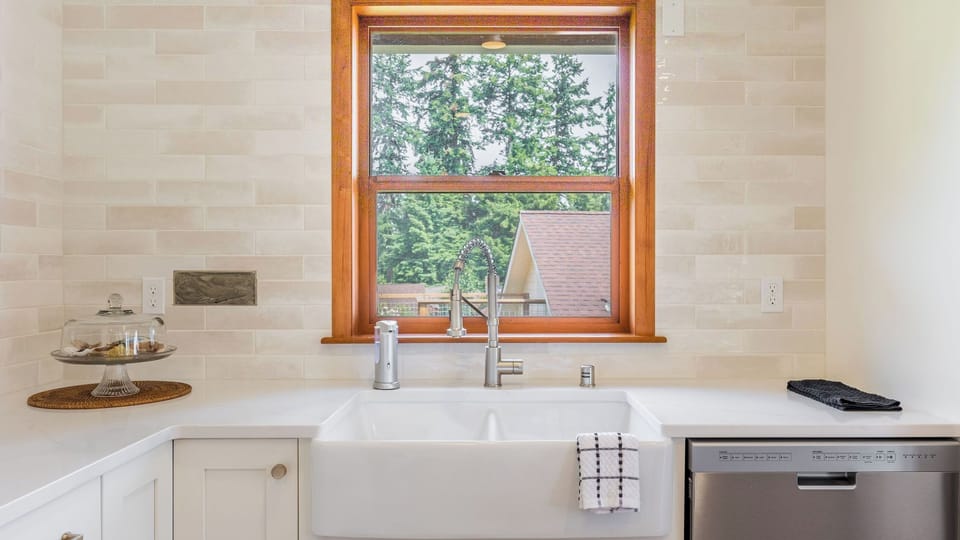 Camano Vista Paradise by Avantstay Private Beach Cottage in Greenbank