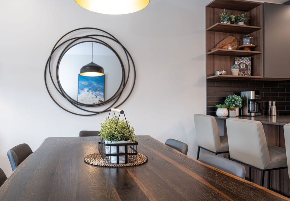 Condo | In-room dining