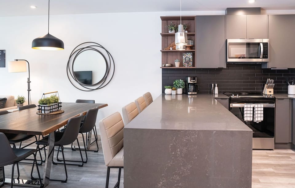 Condo | Private kitchen | Coffee/tea maker, full-size fridge, microwave, oven