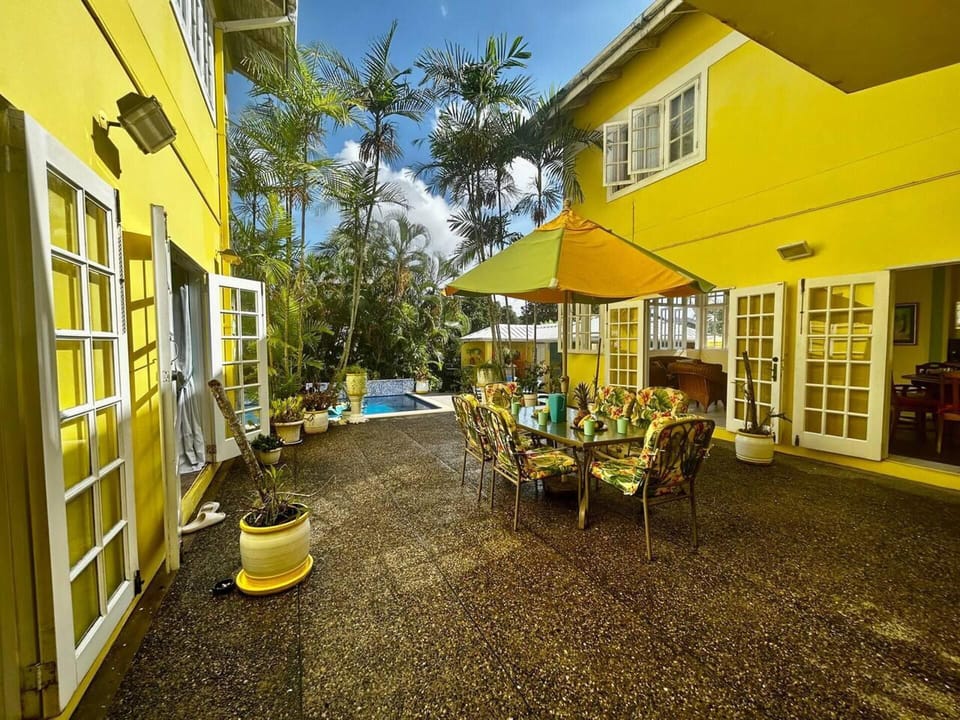 Villa | Outdoor dining