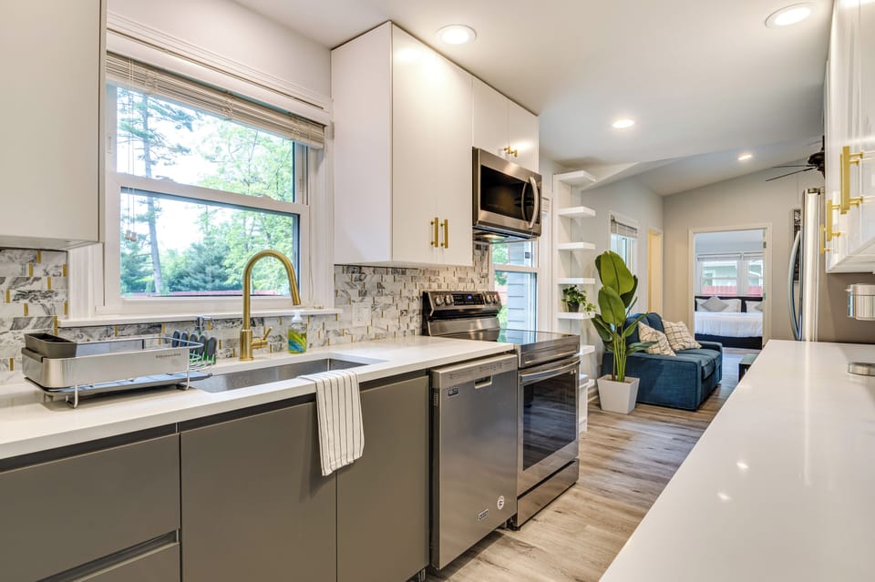 House (3 Bedrooms) | Interior