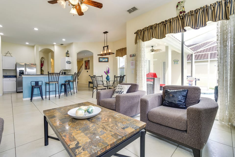 Villa (6 Bedrooms) | Interior