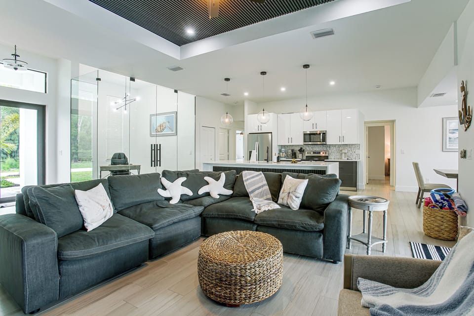 House (4 Bedrooms) | Interior