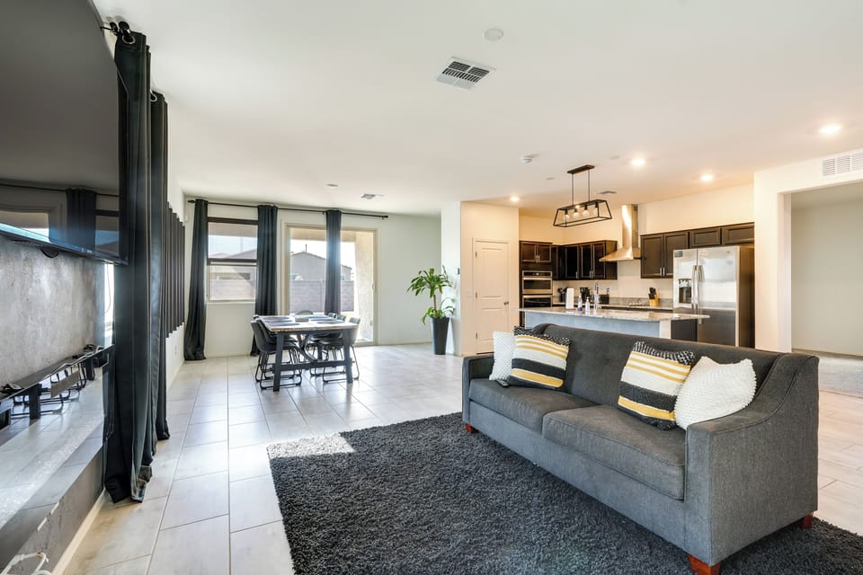 House (3 Bedrooms) | Interior