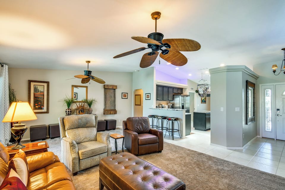 House (3 Bedrooms) | Interior