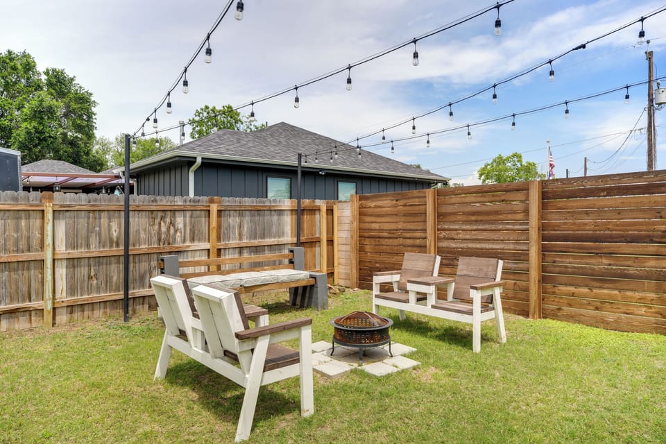House (3 Bedrooms) | Front of property