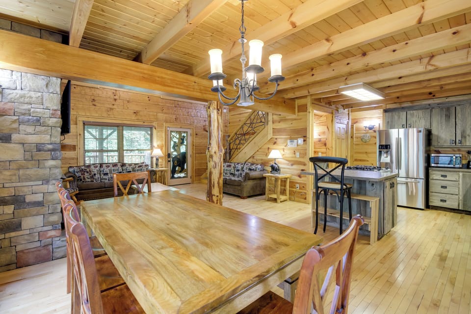 House (4 Bedrooms) | Interior