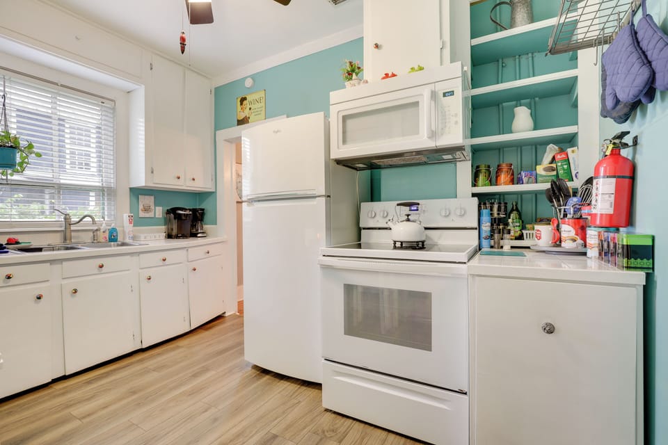 House (2 Bedrooms) | Interior
