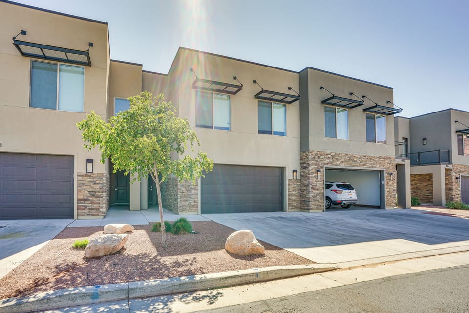Apartment (4 Bedrooms) | Front of property