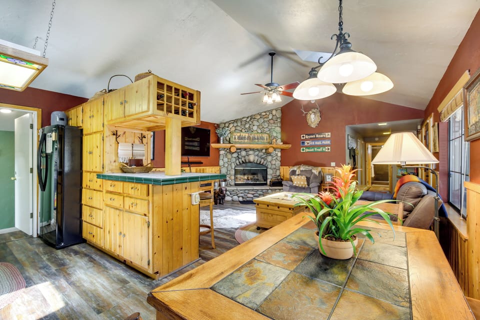House (3 Bedrooms) | Interior