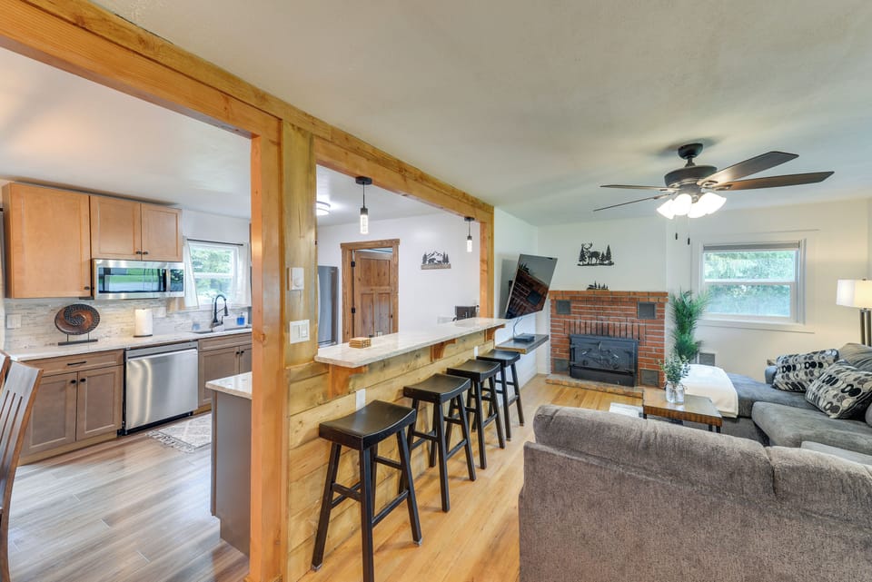 House (3 Bedrooms) | Interior