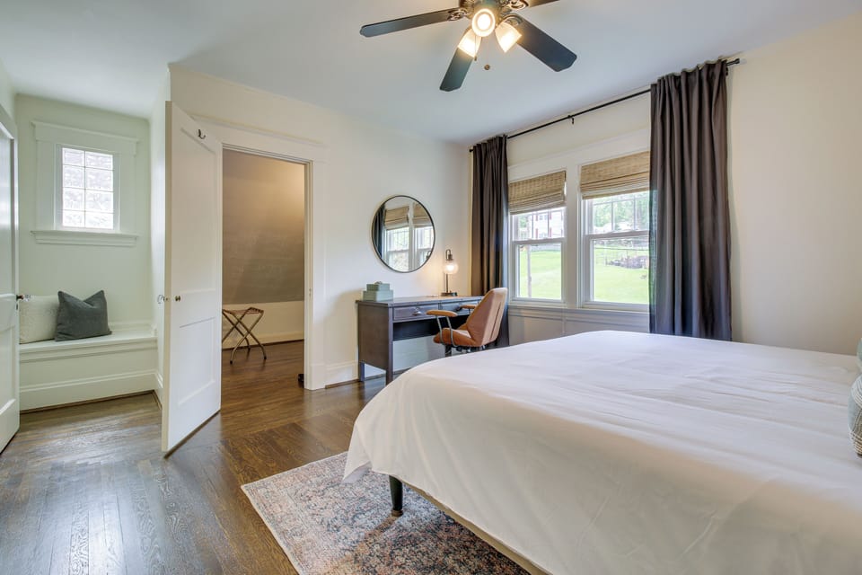 Pet-friendly Cincinnati Retreat w/ Hot Tub Cottage in Cincinnati