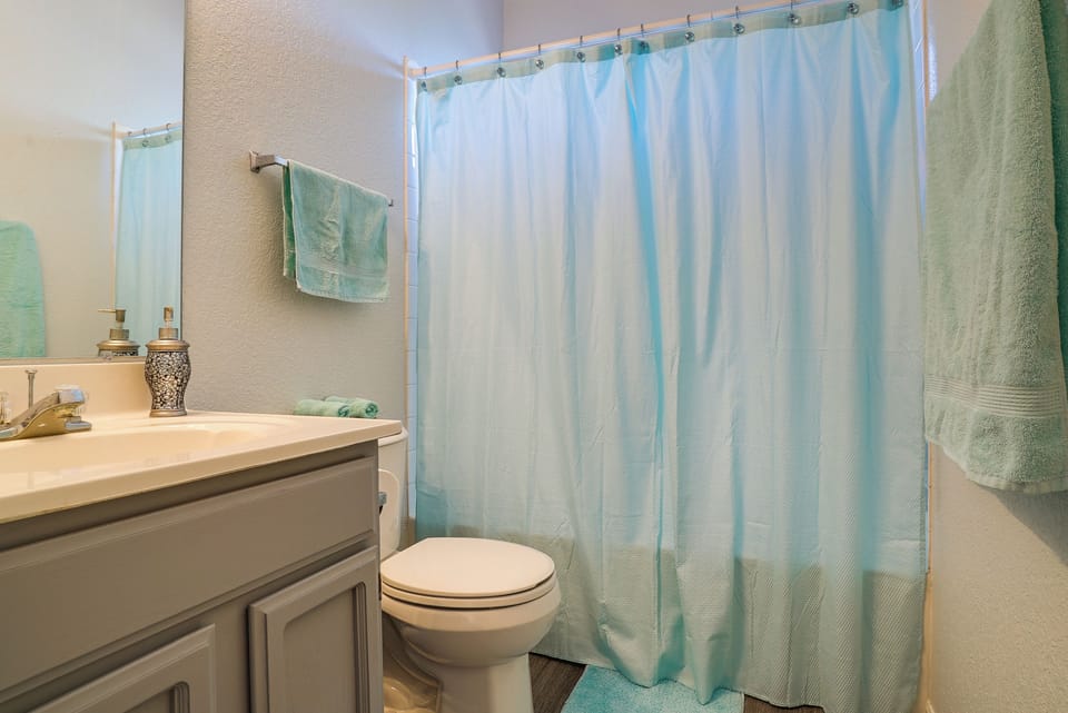El Paso Vacation Rental w/ Spacious Yard, Patio! Cottage in El Paso