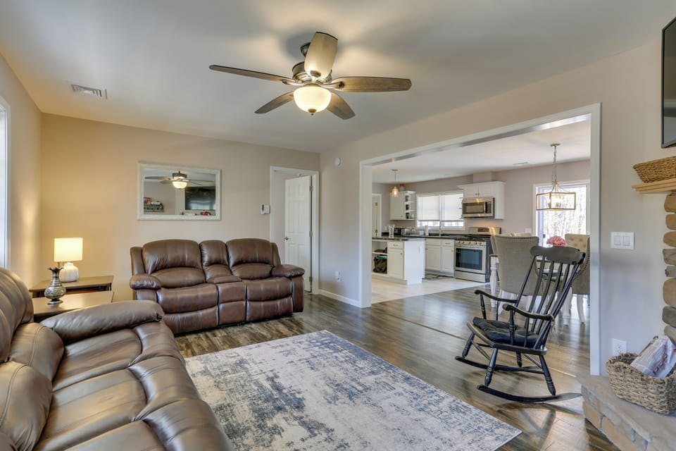 House (3 Bedrooms) | Front of property