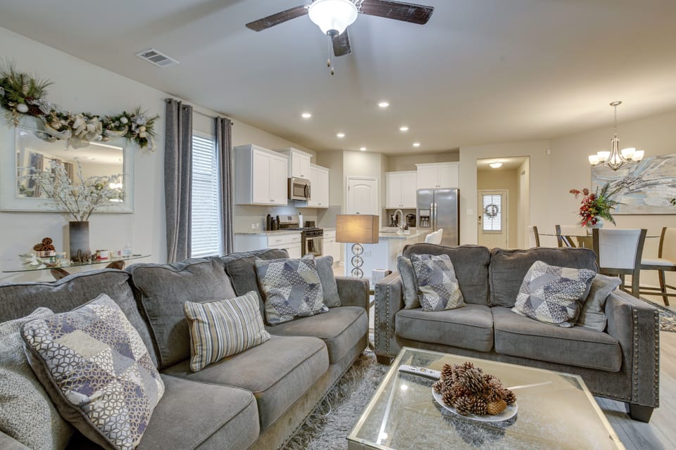 House (4 Bedrooms) | Interior
