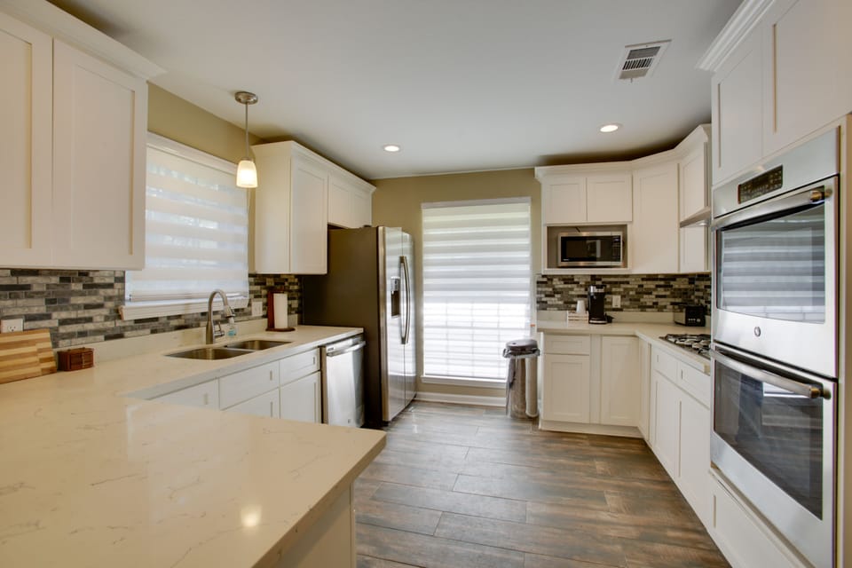 House (4 Bedrooms) | Interior