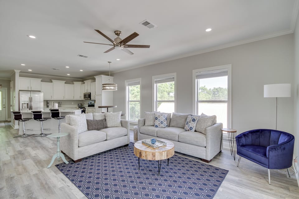 Apartment (2 Bedrooms) | Front of property