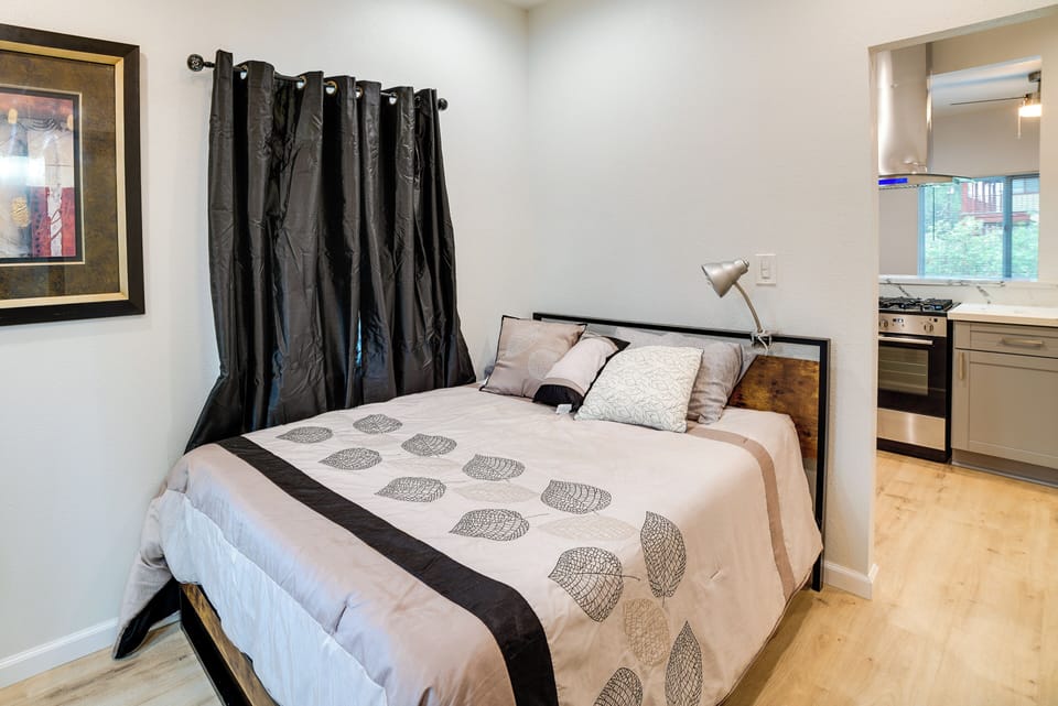 Apartment (1 Bedroom) | Interior