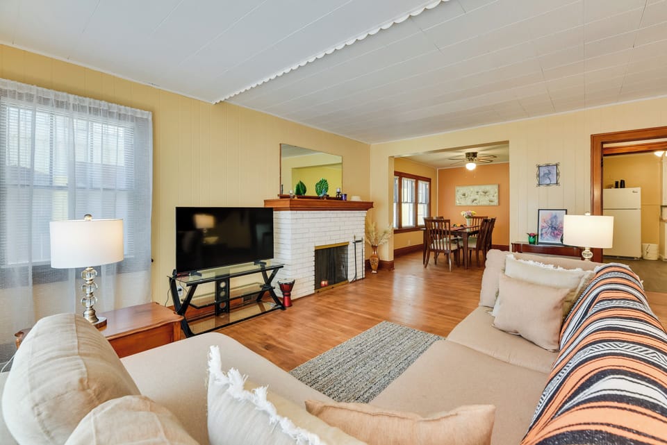 House (2 Bedrooms) | Interior
