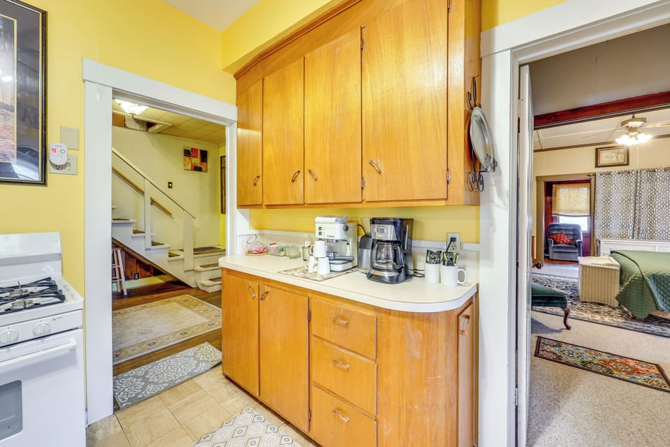 House (5 Bedrooms) | Interior