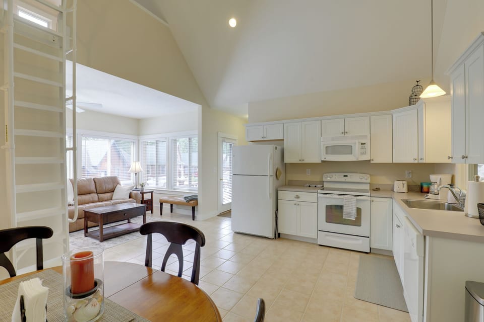 Cottage (2 Bedrooms) | Interior