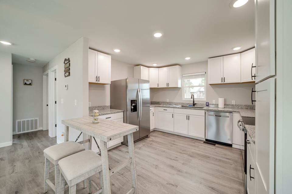 House (4 Bedrooms) | Interior