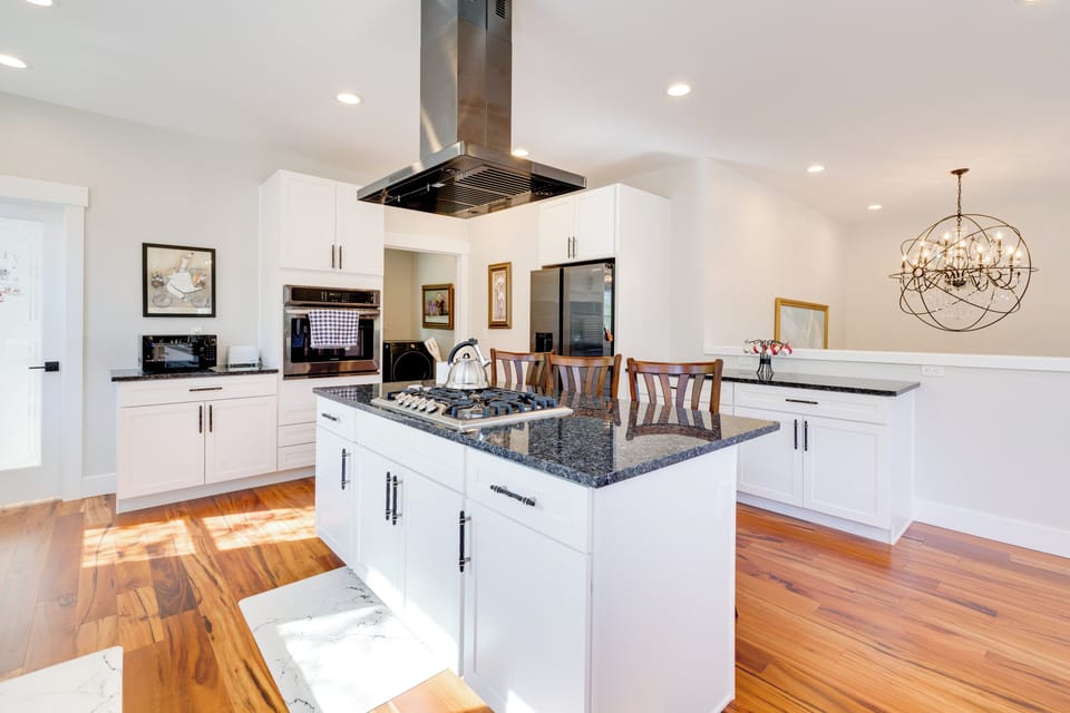 House (3 Bedrooms) | Interior