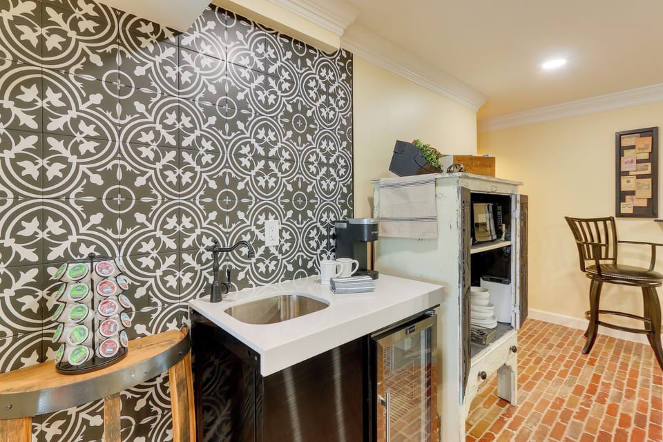 Apartment (1 Bedroom) | Interior