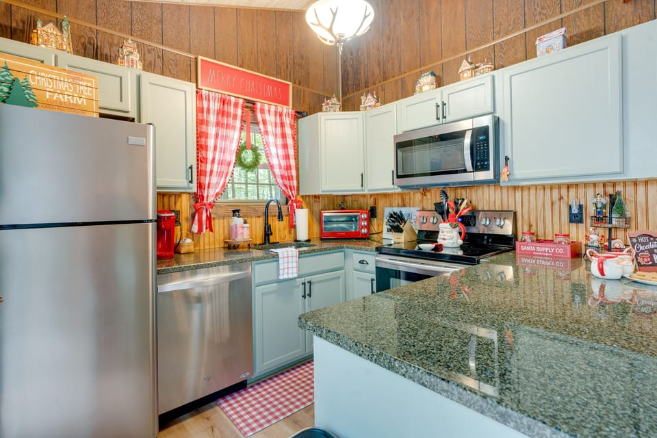 House (2 Bedrooms) | Interior