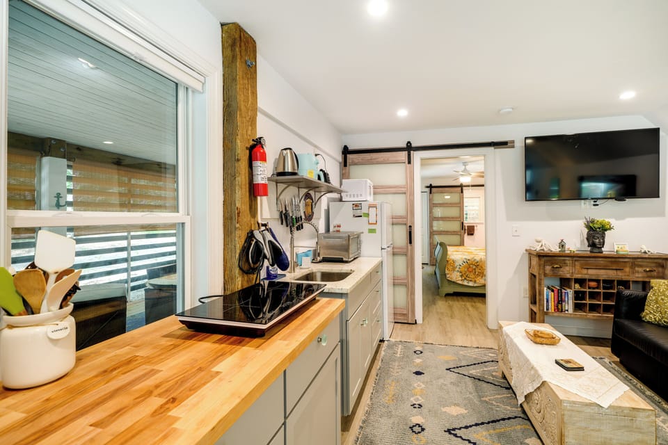 Apartment (1 Bedroom) | Interior