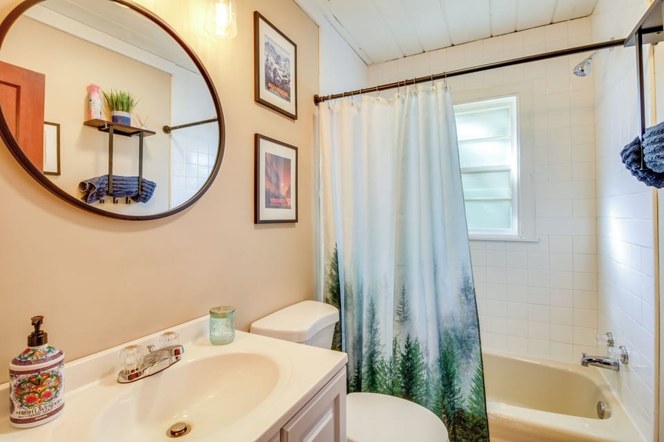 Lakefront Minnesota Escape w/ Fire Pit & Boat Dock Cottage in Minnesota