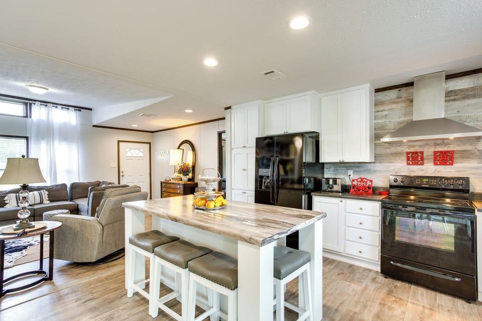 House (3 Bedrooms) | Interior