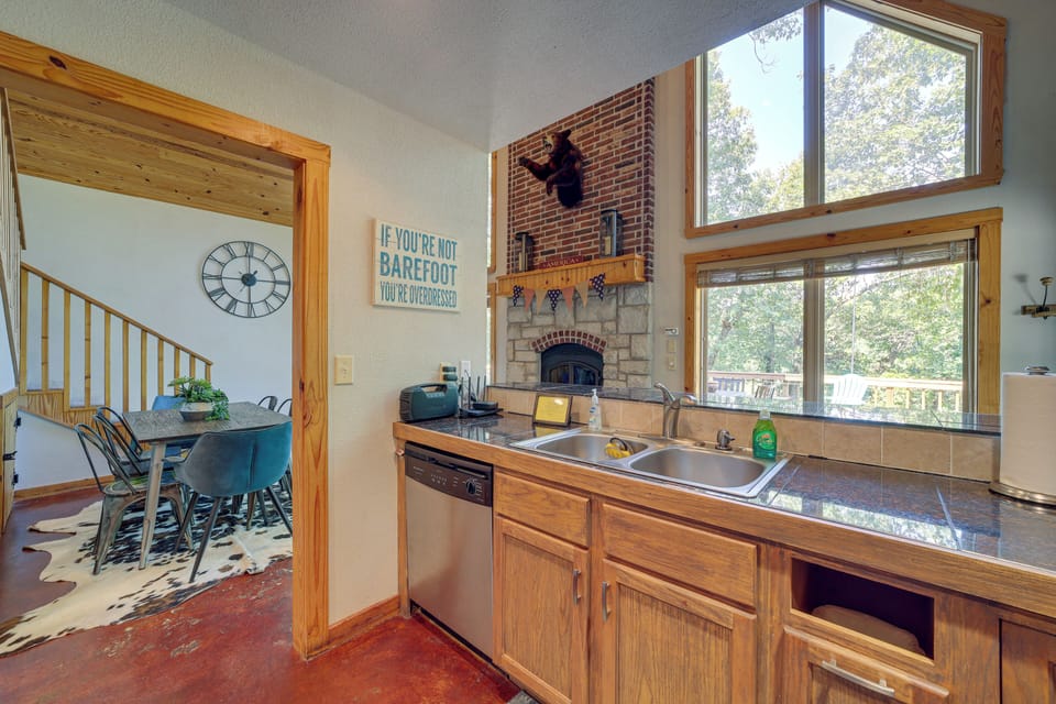 House (2 Bedrooms) | Interior