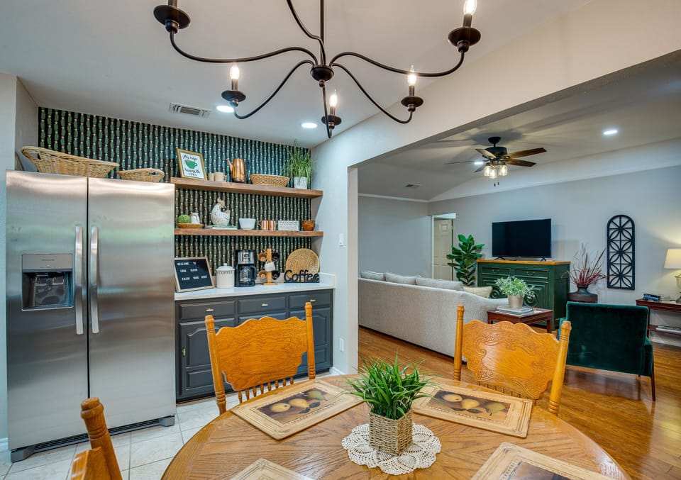 House (3 Bedrooms) | Interior