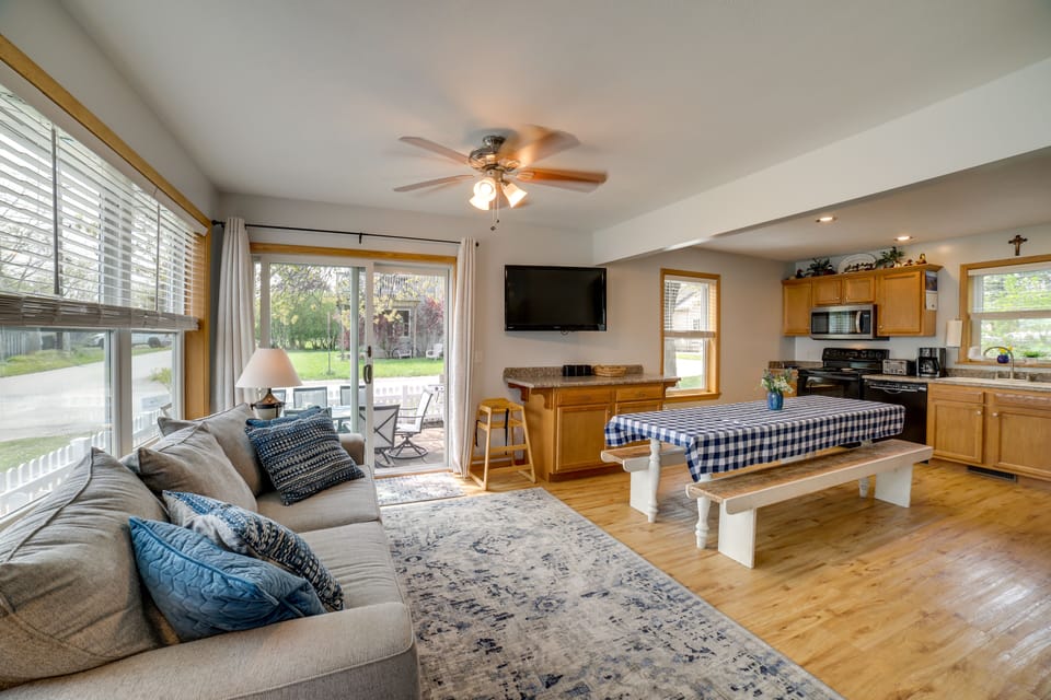 Cottage (4 Bedrooms) | Front of property