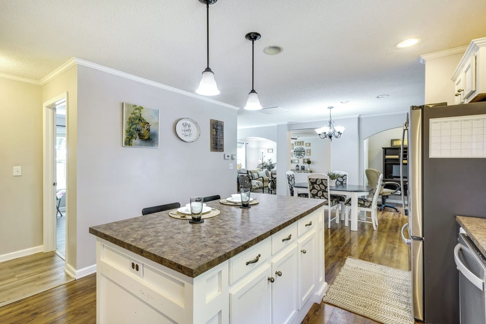 House (3 Bedrooms) | Interior
