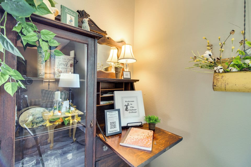 Cottage (2 Bedrooms) | Interior