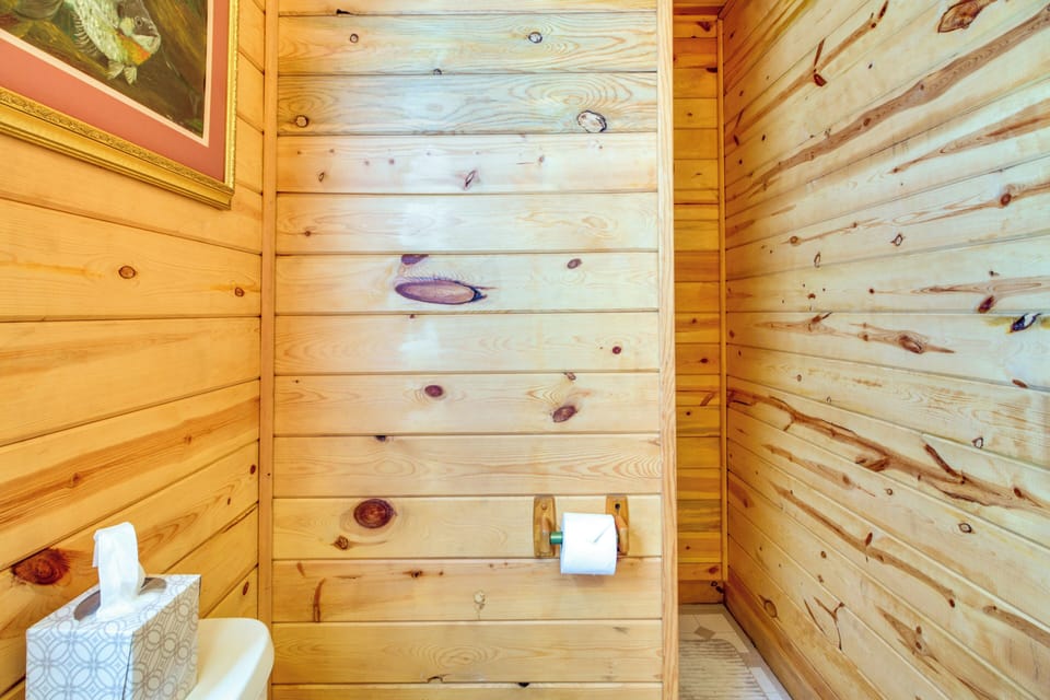 Boat + Fish on Mille Lacs Lake: Walleye Cabin Cottage in Minnesota